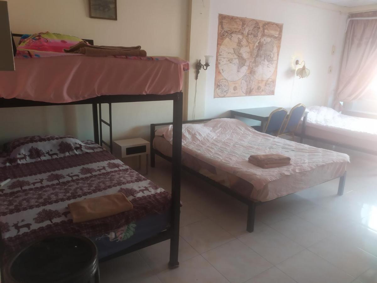 Artem'S Guesthouse Jomtien Beach Dış mekan fotoğraf