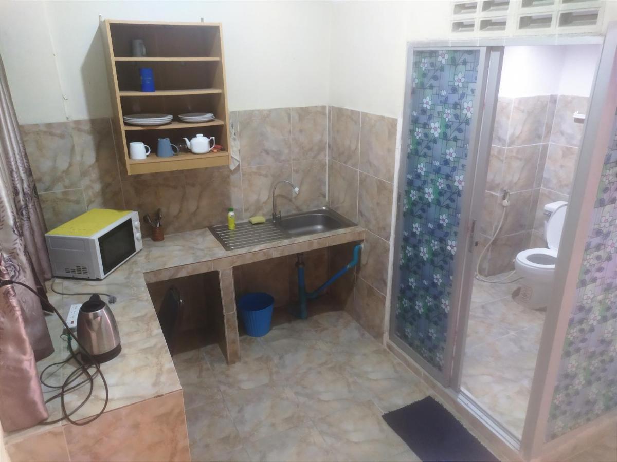 Artem'S Guesthouse Jomtien Beach Dış mekan fotoğraf