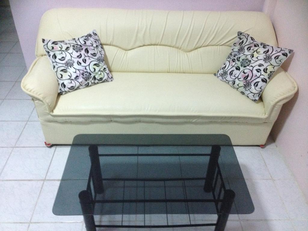 Artem'S Guesthouse Jomtien Beach Oda fotoğraf