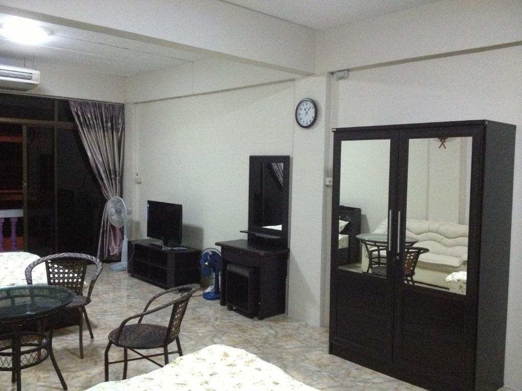 Artem'S Guesthouse Jomtien Beach Dış mekan fotoğraf