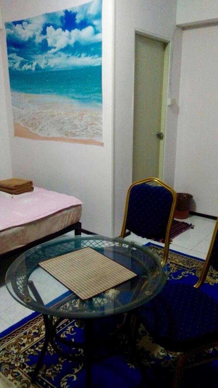 Artem'S Guesthouse Jomtien Beach Dış mekan fotoğraf