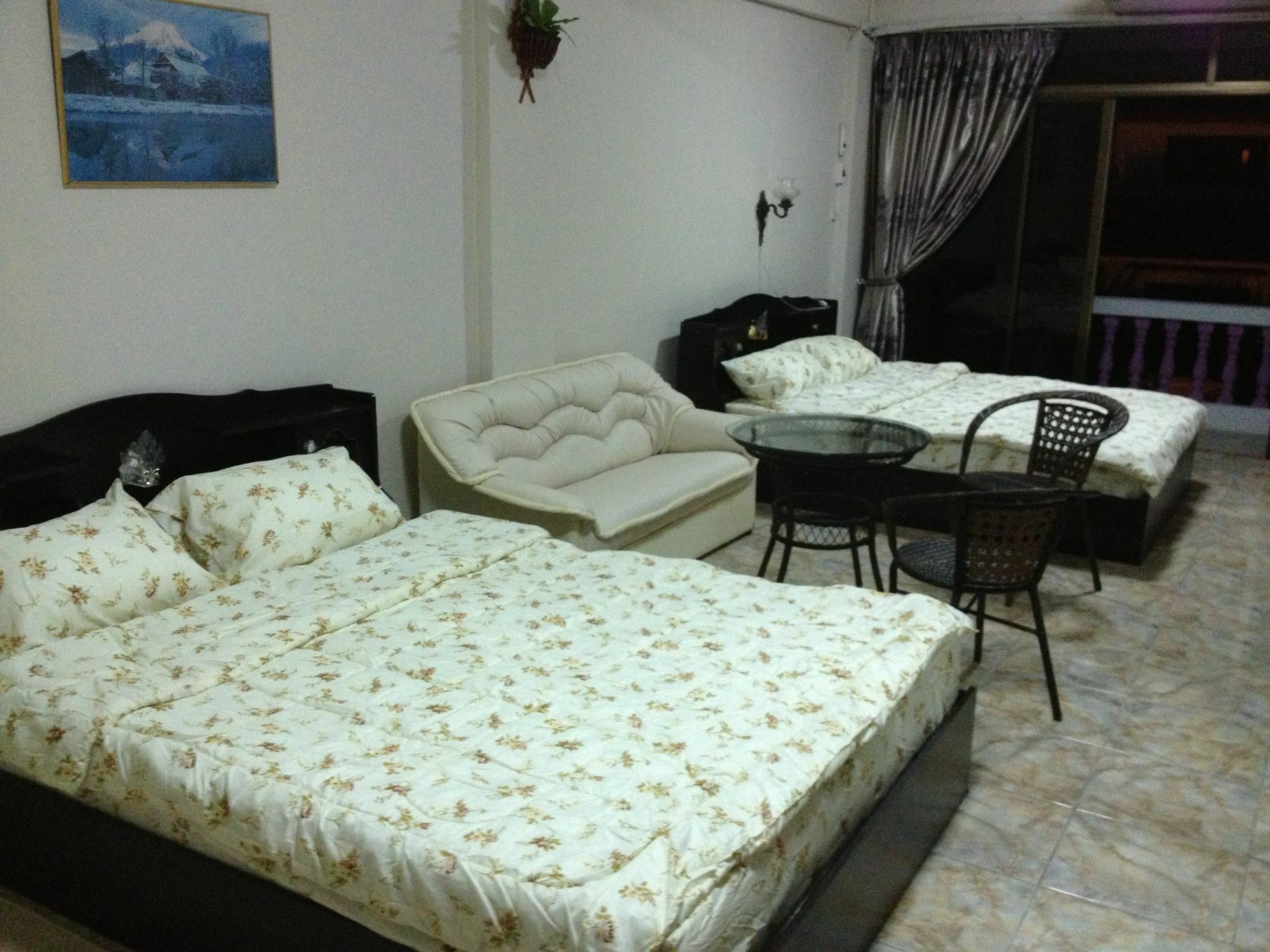 Artem'S Guesthouse Jomtien Beach Dış mekan fotoğraf